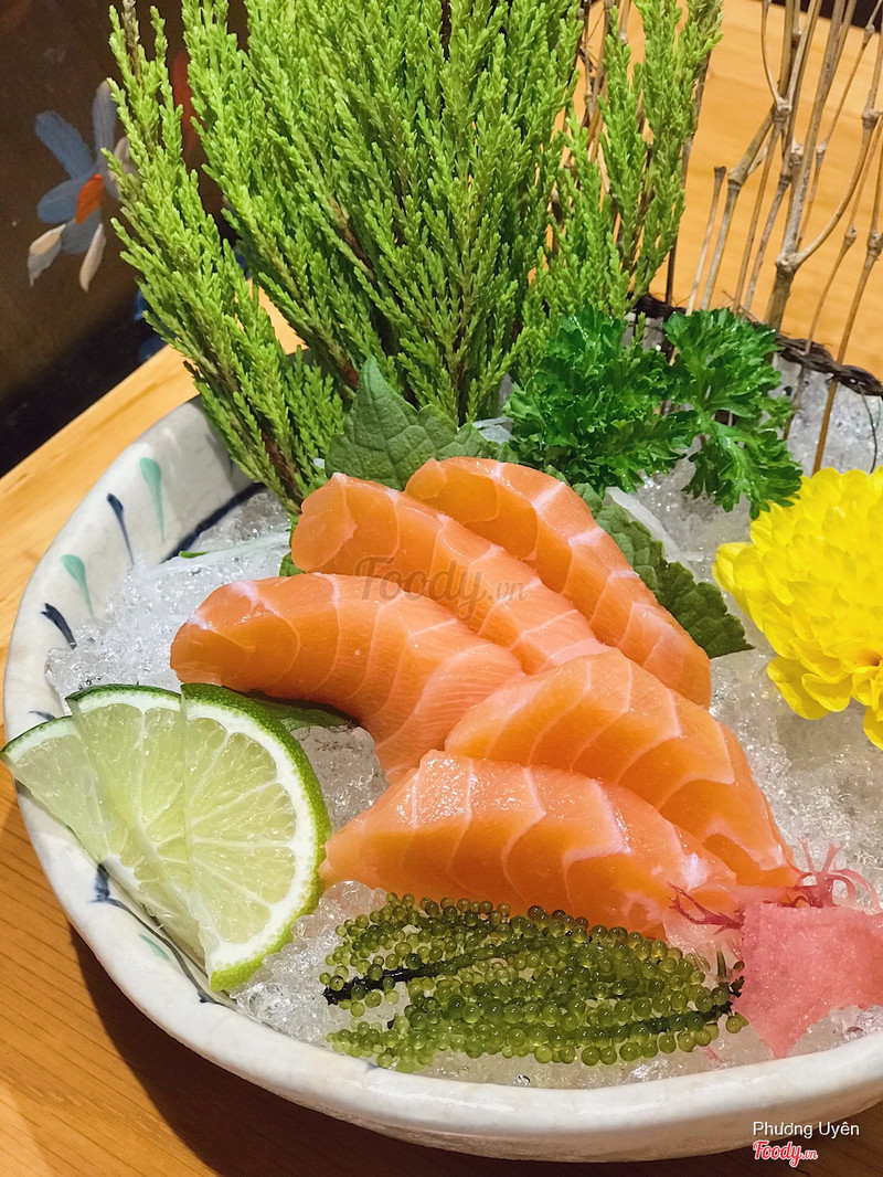 Sashimi cá hồi (79k)