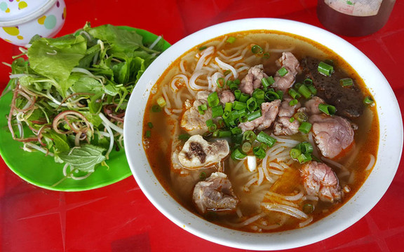 Mai - Bún Bò & Mì Quảng 