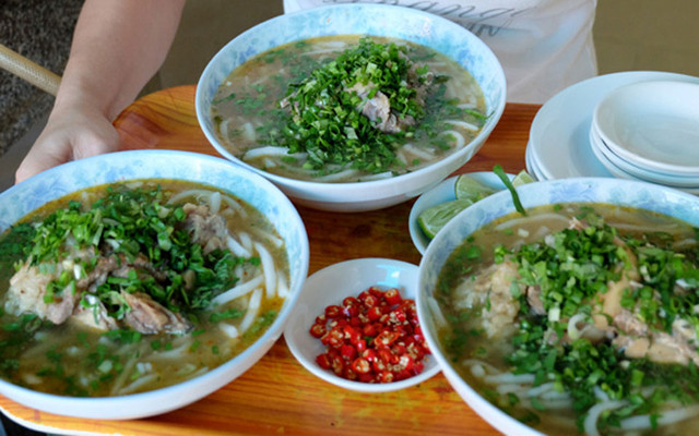 Bánh Canh Bình Dân