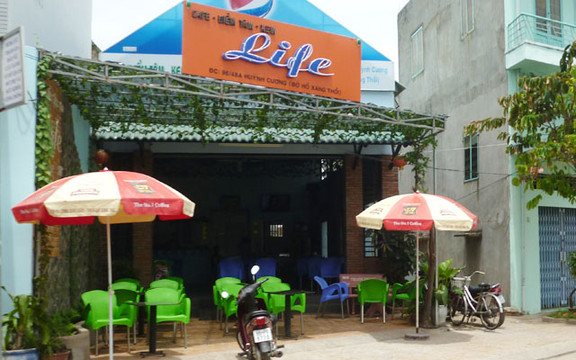 Life Cafe 