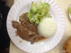 Cơm bò bít tết 63k