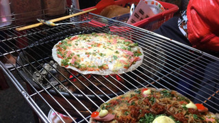 bánh tráng ở đây đặc trung của ĐL luôn,  bánh dày mà ngon lắn nha