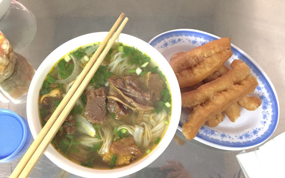 Phở Hường - Bò Sốt Vang