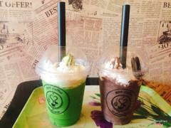 Trà xanh đá xay + Oreo đá xay