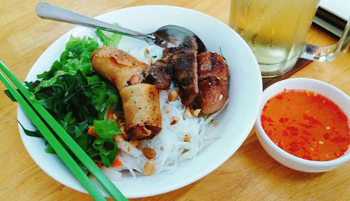 Hương - Bún Nem Thịt Nướng