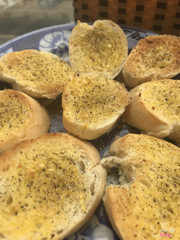 Garlic bread
