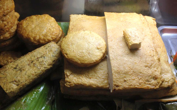 Bà Dung - Giò Chả & Nem Chua