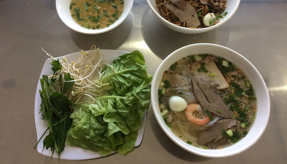 Quán 100 - Hủ Tiếu, Bánh Canh & Nui