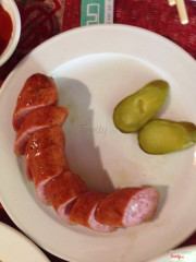 xúc xích nướng