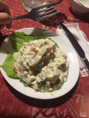 Salad Nga ở đây cực ngon.