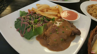 beefsteak sốt tiêu đen