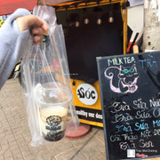 Trà sữa trân châu kem trứng ( Nhưng mình thấy thực chất đây là Sữa tươi kem trứng trân châu đường đen ) Free 