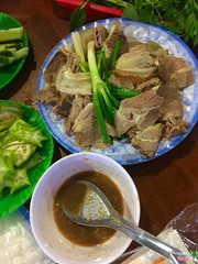 Thịt luộc chấm mắm nêm