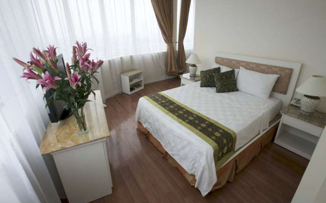 Danly Hotel - Đào Tấn