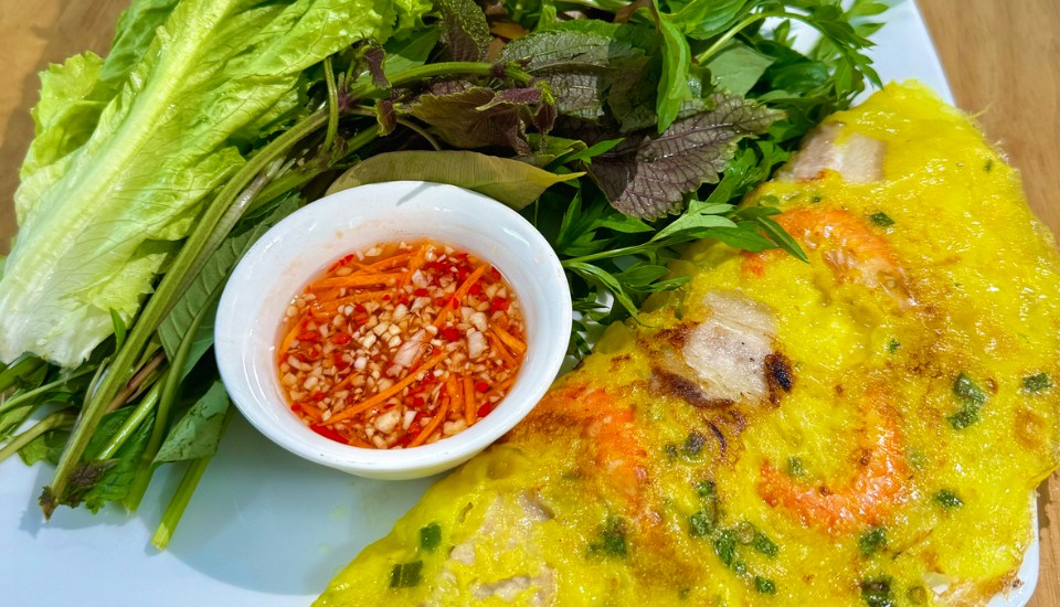 Cô Năm - Bánh Xèo Rau Rừng, Gỏi Cuốn & Mì Nui Xào Bò ở Huyện Bình Chánh ...