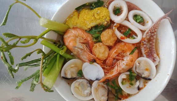 Tư Hậu - Bún Thái