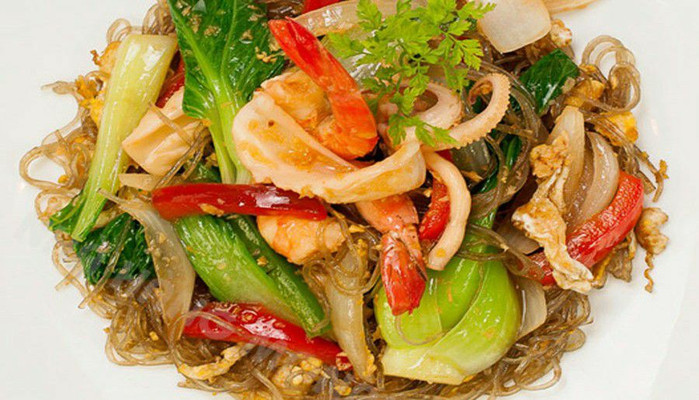 Quán Hè Phố - Cơm Gà Bò & Ăn Vặt - Lương Thế Vinh