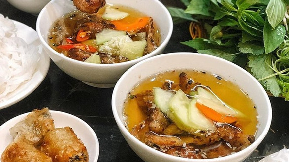 Bún Chả Hà Nội Sông Hồng - Trần Hưng Đạo