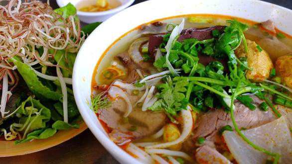 Bún Bò Huế Đại Lộc Thiên - Nguyễn Văn Tuyết