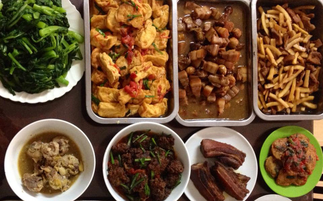 Quán Cơm Tự Chọn
