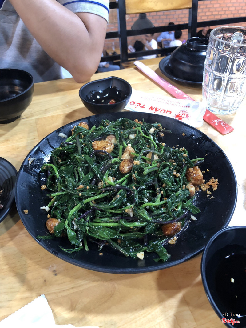 Rau rừng xào tỏi! 9.5 điểm!