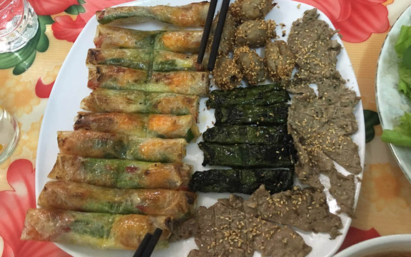 Đuôi Công - Ram Thịt Nướng 