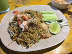 Pad Thai bị nhạt, nhưng nhiều