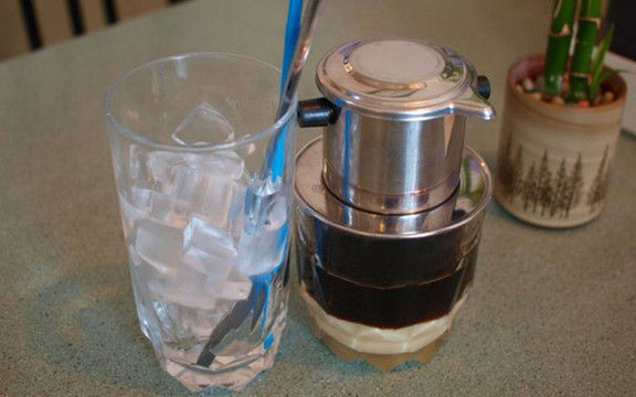 Sơn Tùng Cafe