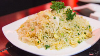 Cơm chiên cua trứng muối