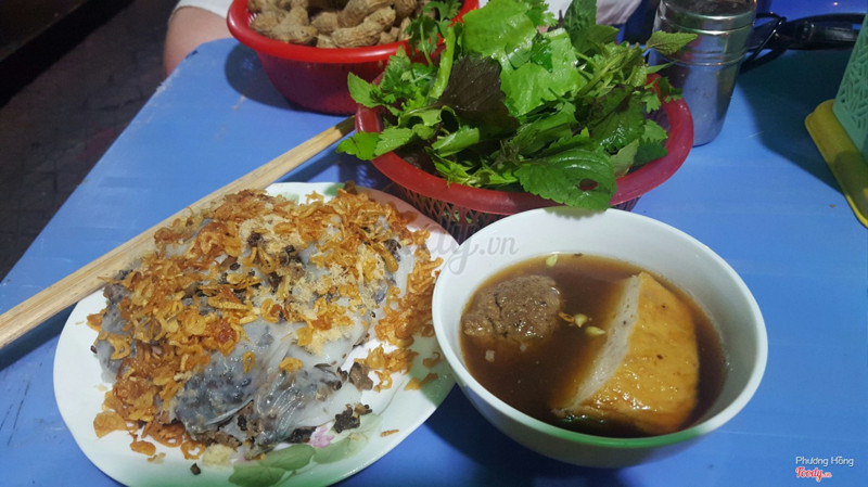 banh cuốn nóng