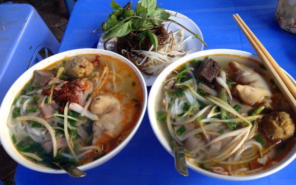 Như Mai - Bún Bò Huế
