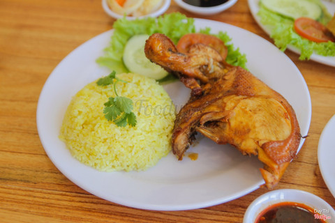 Cơm gà