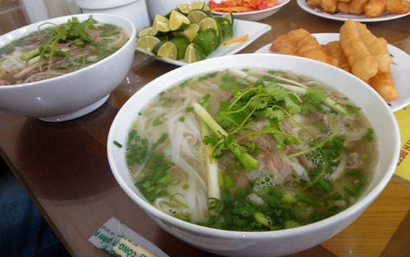 Long - Phở Bò Nam Định