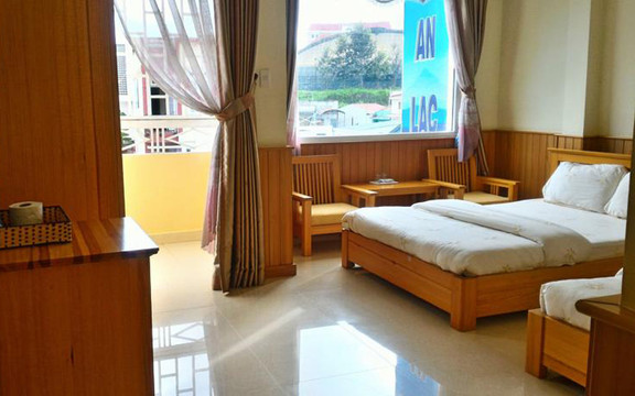 Bách An Lạc Hotel