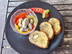 Oyster and Garic bread 