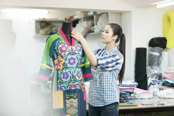 Vải & Nhà May Hương