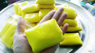 bánh crepe sầu riêng loại thường ,giá từ  65k-85k loại 5 bánh 