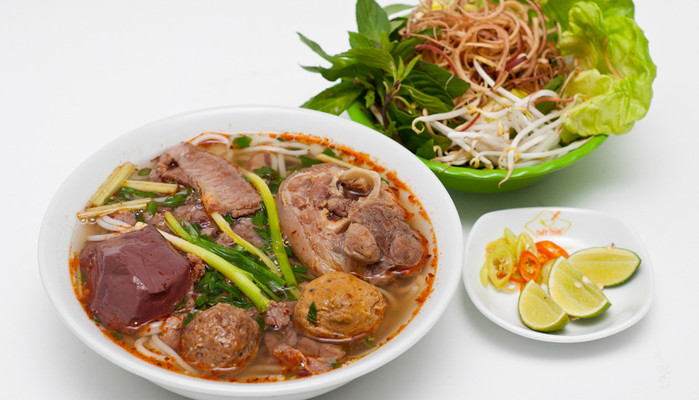 O Hồng - Bún Bò Huế