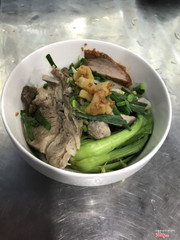 hủ tiếu mì khô