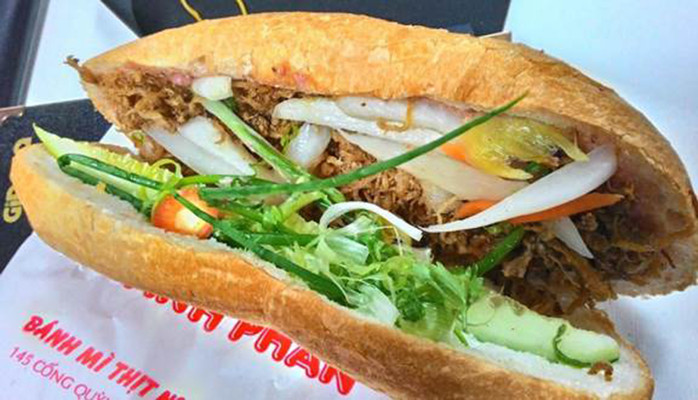 Cô Thu - Bánh Mì Gà