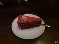 @red velvet. Ngon nhung hoi kho 1 xiu