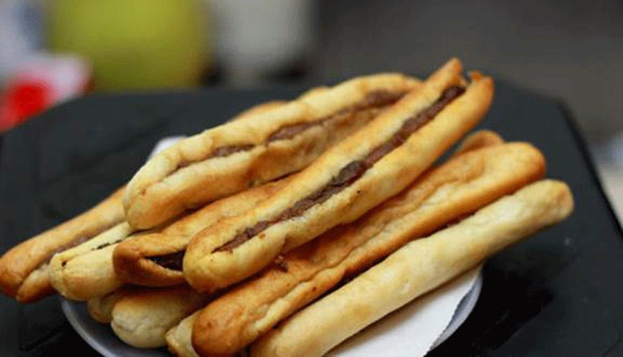 Bánh Mì Que Moon - Bùi Đình Túy