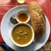 Phá lấu bánh mì