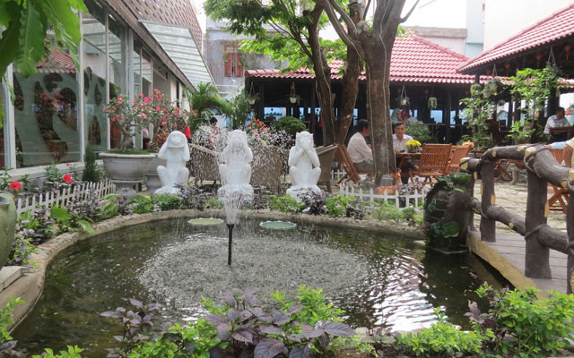 Hương Tích Cafe