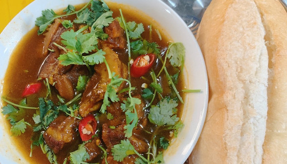 Bánh Mỳ Sốt Vang, Bún Riêu Cua Bò Giò, Bún Phở Sốt Vang - Chợ Trung Kính