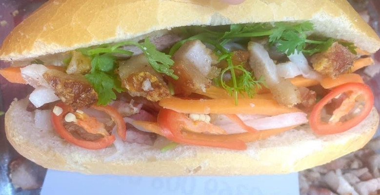 Lò Bánh Mì A Bình