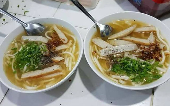 Quán Bánh Canh Cô Xuân - Tôn Đức Thắng