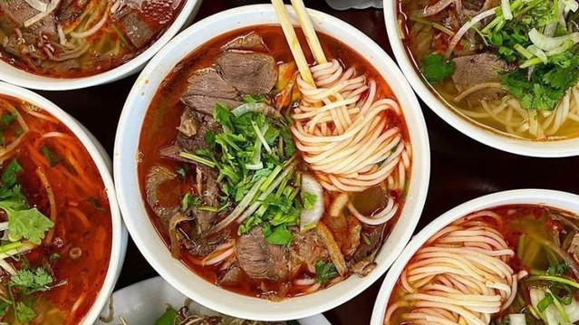 The Kim Coffee - Bún Bò & Cơm Gà - Đường Số 1