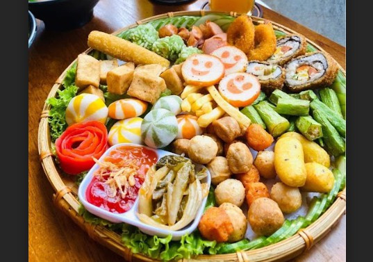 Trà Sữa - Ăn Vặt Cá Viên Chiên Cậu Bông - Đường Số 28