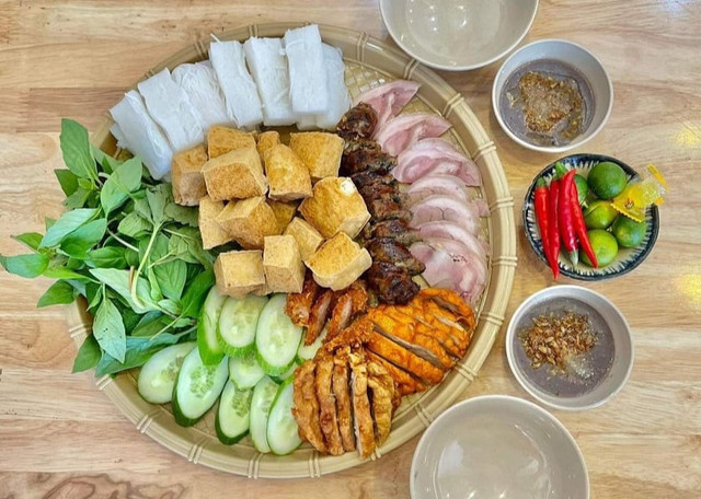 Bún Đậu Mắm Tôm & Bún Chả Hà Nội - Mộc Quán